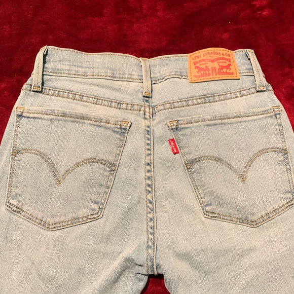Levis jeans - Picture 3 of 4